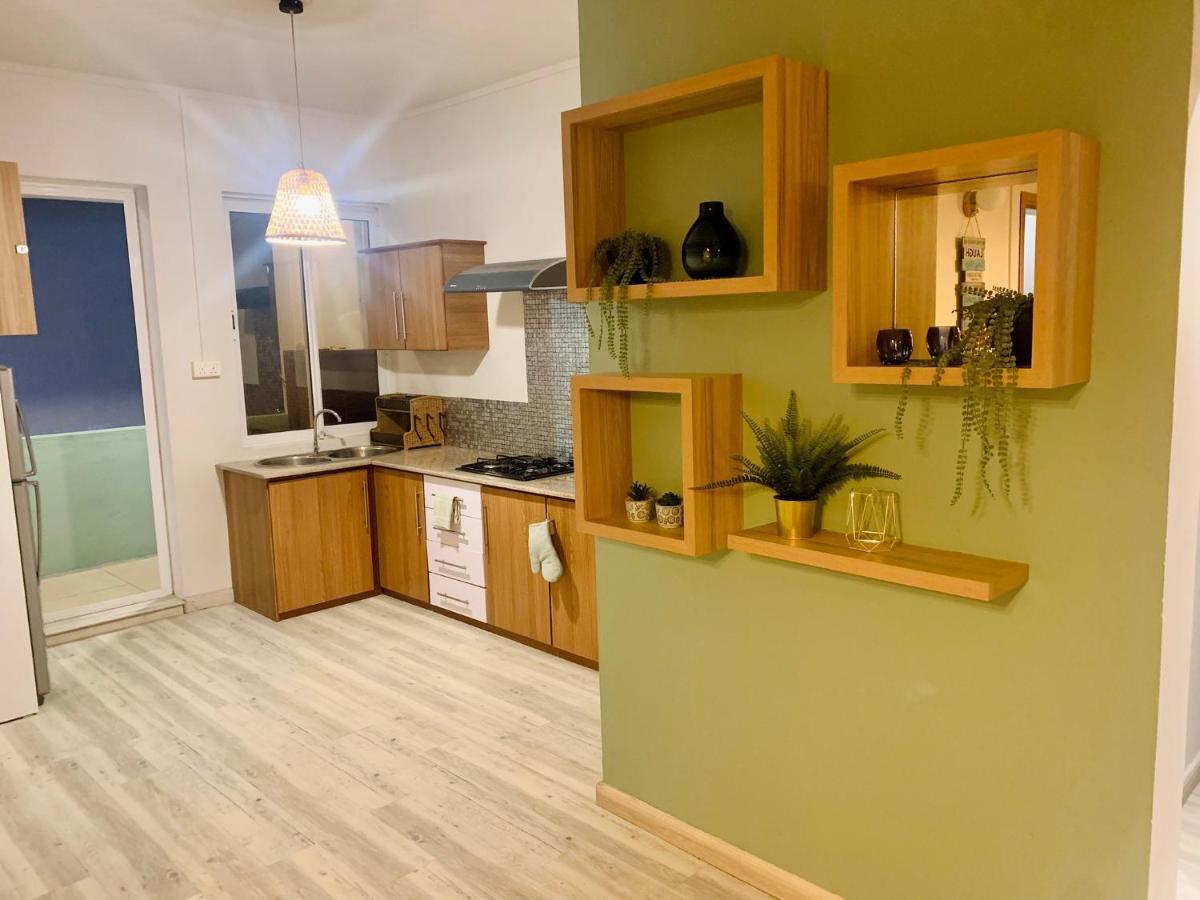 Ibiza Apartment - 150M From The Beach Flic-en-Flacq Esterno foto