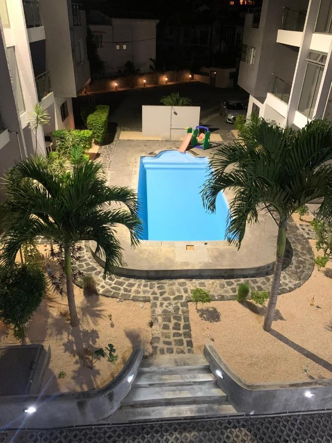 Ibiza Apartment - 150M From The Beach Flic-en-Flacq Esterno foto